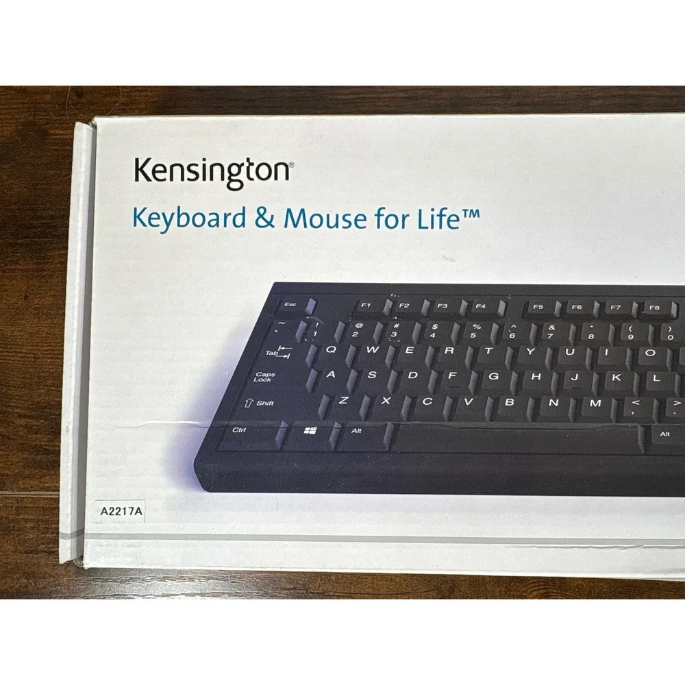Kensington Pro Fit Wired Desktop Set Full Size Spill Proof Keyboard Mouse Black